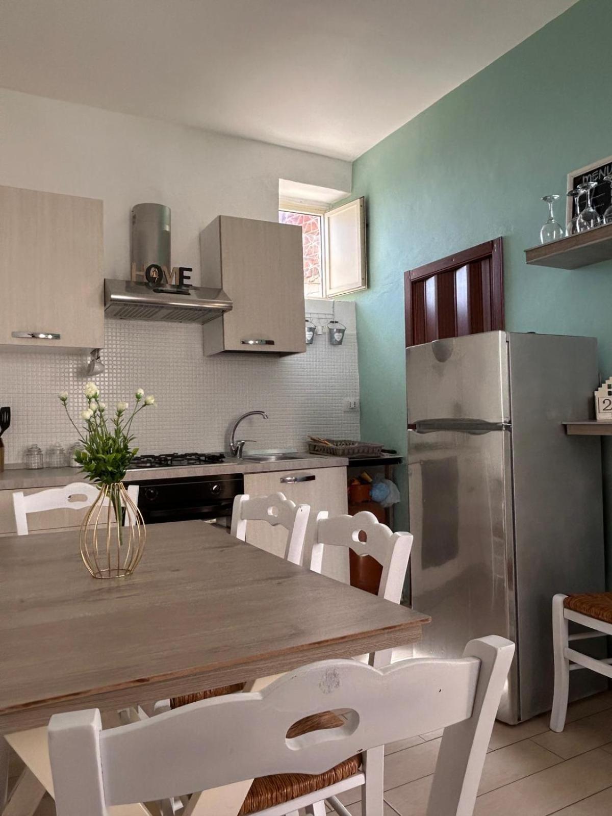 La Finestrella Apartment Giardina Gallotti ภายนอก รูปภาพ
