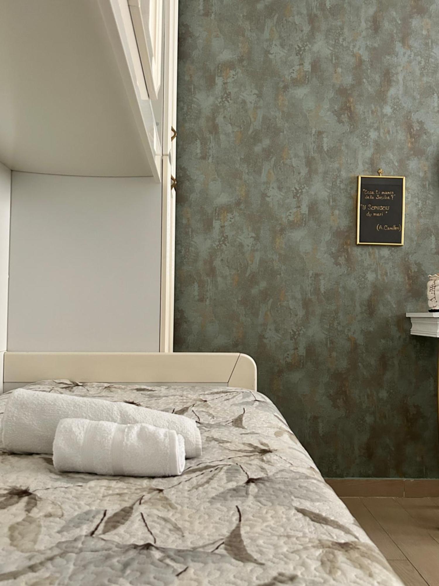 La Finestrella Apartment Giardina Gallotti ภายนอก รูปภาพ