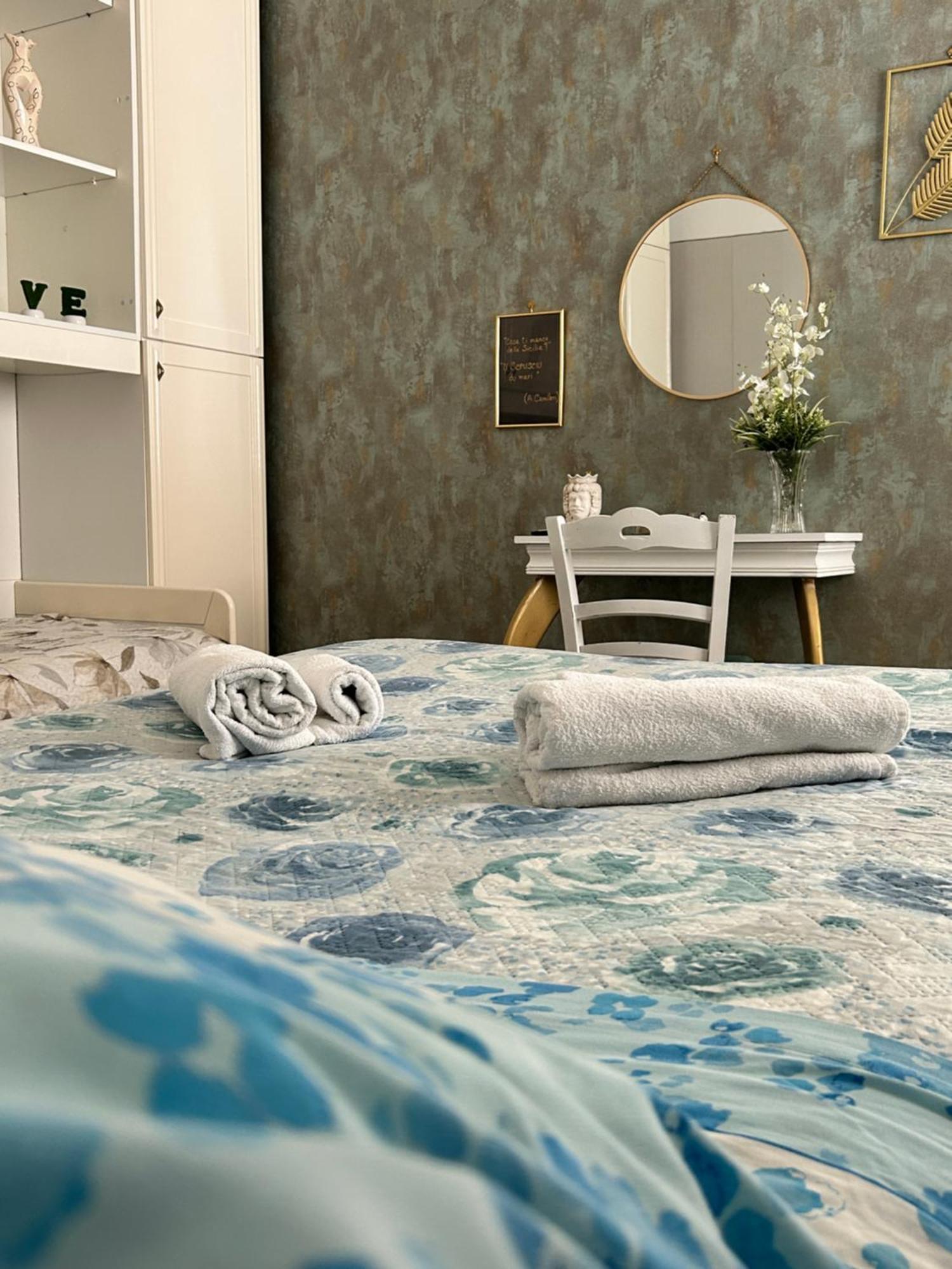La Finestrella Apartment Giardina Gallotti ภายนอก รูปภาพ