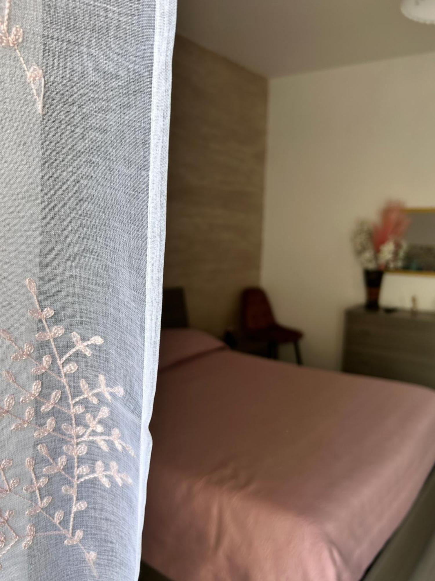 La Finestrella Apartment Giardina Gallotti ภายนอก รูปภาพ