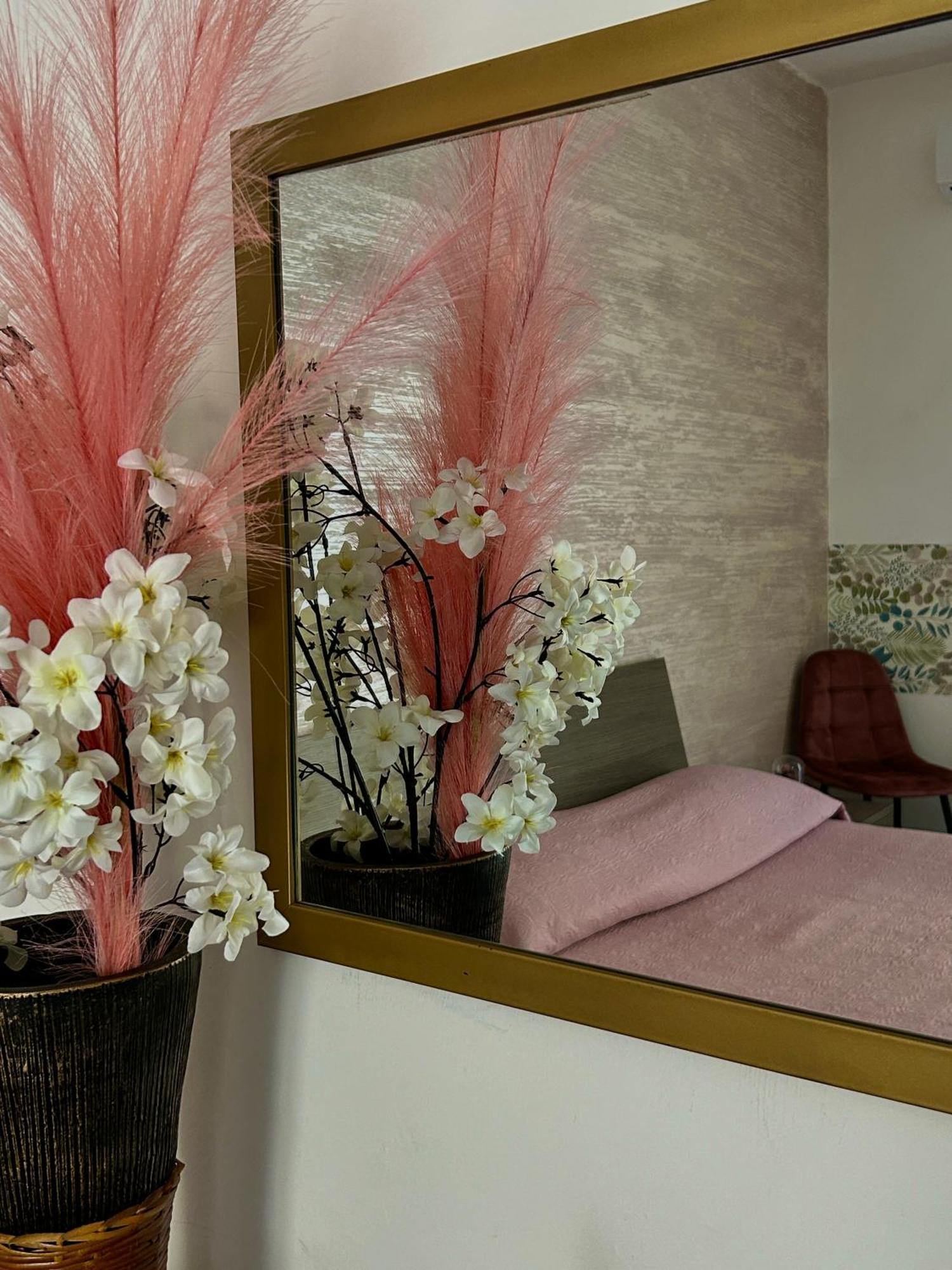 La Finestrella Apartment Giardina Gallotti ภายนอก รูปภาพ
